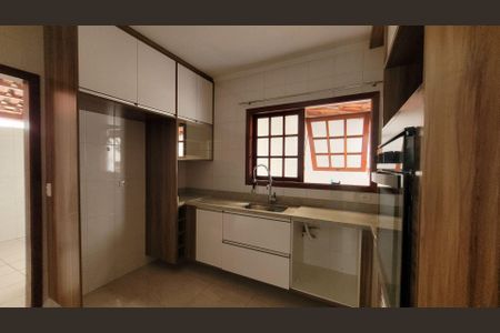 5_photo/94cfaadb43.732b7fd8aaa5f07d-ATLAS-4adffab7-9c65-4881-b58d-3f09bc03a913.jpg de casa para alugar com 3 quartos, 156m² em Jardim da Gloria, Cotia