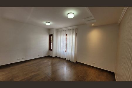 5_photo/94cfaadb43.732b7fd8aaa5f07d-ATLAS-bab10ac9-17c3-477a-a375-b1762b7617ec.jpg de casa para alugar com 3 quartos, 156m² em Jardim da Gloria, Cotia