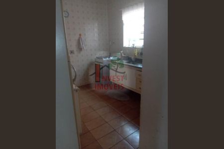 4_photo/94cfaadb63.97484f792a469e2d-ATLAS-8ff1a94e-11bc-4e15-a063-69d044cfeaef.jpg de casa à venda com 2 quartos, 77m² em Chácara Recanto, Cotia