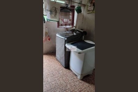 5_photo/94cfaadb75.cb4a3f4e1d4d223a-ATLAS-a941bf60-9079-4853-818f-717738022a7e.jpg de casa à venda com 2 quartos, 143m² em Chácara Recanto, Cotia