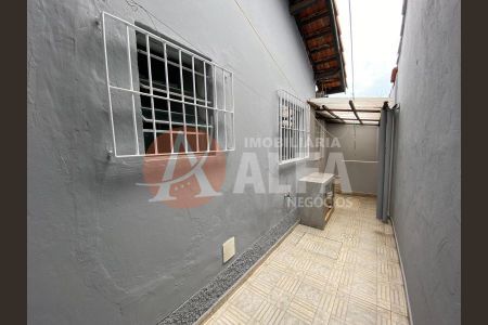 12_photo/94cfaadb7b.e1f08e68a0b825e7-ATLAS-cfaa90dc-fdc2-476a-bd09-22a7a29ab69b.jpg de casa à venda com 2 quartos, 111m² em Jardim da Gloria, Cotia