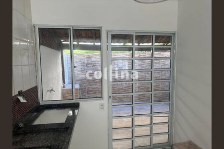 1_photo/94cfaadb97.ceff8192393c33de-ATLAS-d959c0bc-c6b7-4ccc-bcca-77027f00a990.jpg de casa para alugar com 0 quarto, 100m² em Chácara Canta Galo, Cotia