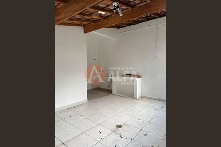 3_photo/94cfaadbb5.7954feb32d1ae247-ATLAS-107fc2f3-451b-4778-9061-93f37effb7ad.jpg de casa à venda com 2 quartos, 60m² em Chácara Canta Galo, Cotia