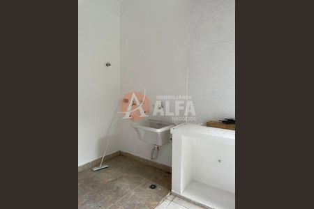 4_photo/94cfaadbb5.7954feb32d1ae247-ATLAS-4193673c-ef88-479f-8d75-31b6b87e0cd9.jpg de casa à venda com 2 quartos, 60m² em Chácara Canta Galo, Cotia