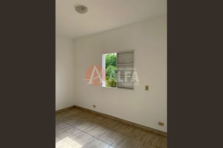 11_photo/94cfaadbb5.7954feb32d1ae247-ATLAS-abe04e14-9ca7-4567-8ed0-5bfd66cd353d.jpg de casa à venda com 2 quartos, 60m² em Chácara Canta Galo, Cotia