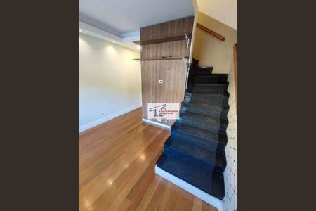 7_photo/94cfaadbb5.bf7a7ab738b6a509-ATLAS-a3fe80da-3a74-4fcd-ac30-c59929dbef52.jpg de casa à venda com 3 quartos, 117m² em Chácara Canta Galo, Cotia