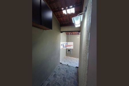 2_photo/94cfaadbb5.bf7a7ab738b6a509-ATLAS-aa27d928-f91b-4e27-8df5-11c4a2ee78f2.jpg de casa à venda com 3 quartos, 117m² em Chácara Canta Galo, Cotia