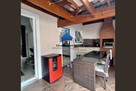 10_photo/94cfaadbb7.bf7a7ab738b6a509-ATLAS-5a9d572c-df1d-489d-8797-c627d2d67cb1.jpg de casa à venda com 3 quartos, 117m² em Chácara Canta Galo, Cotia