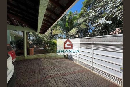 6_photo/94cfaadf3b.29e03957e02b54cf-ATLAS-5a100356-dc18-4912-bddc-67daadd1fcf6.jpg de casa à venda com 4 quartos, 546m² em Cemucam, Cotia