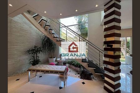 30_photo/94cfaadf3b.29e03957e02b54cf-ATLAS-b03a7ffa-8f19-4a5b-a7b1-4b74401fc2a0.jpg de casa à venda com 4 quartos, 546m² em Cemucam, Cotia