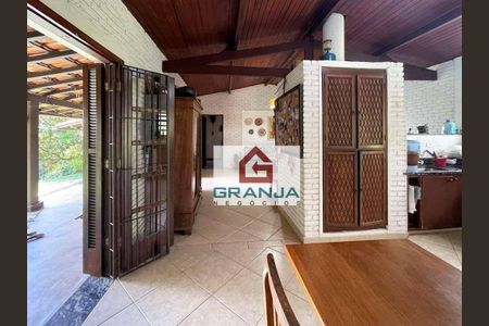 14_photo/94cfaadf47.f0ecc906b832f777-ATLAS-a985f8f0-c853-4ab5-b0a2-23e0e7c970f6.jpg de casa à venda com 4 quartos, 209m² em Jardim Colibri, Cotia