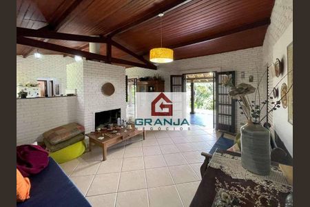 15_photo/94cfaadf47.f0ecc906b832f777-ATLAS-c0e9a447-b143-4e98-b9a3-4408758debd8.jpg de casa à venda com 4 quartos, 209m² em Jardim Colibri, Cotia