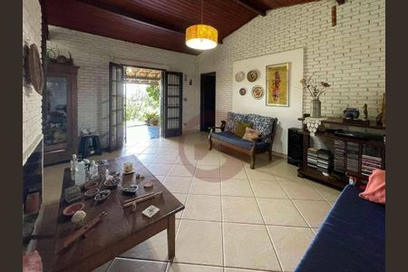 13_photo/94cfaadf47.f0ecc906b832f777-ATLAS-d469b9df-0a02-4081-8e2c-d12597e58f94.jpg de casa à venda com 4 quartos, 209m² em Jardim Colibri, Cotia