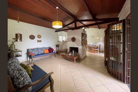 16_photo/94cfaadf47.f0ecc906b832f777-ATLAS-f3302bfd-d8cc-41f8-8074-174957cef2b0.jpg de casa à venda com 4 quartos, 209m² em Jardim Colibri, Cotia