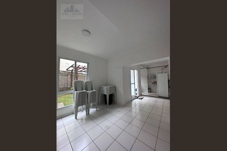 2_photo/94cfaadfa3.70a21ac03b8df4c5-ATLAS-0631925e-4bd5-4c25-a84d-c83f7da4a78f.jpg de apartamento à venda com 2 quartos, 51m² em Cemucam, Cotia