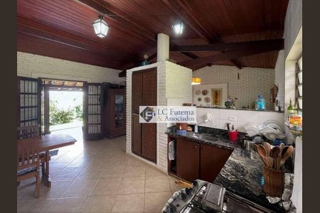 6_photo/94cfaae409.2364bc96653e0f8d-ATLAS-215f51e0-9fe4-4e25-9140-b999ac3d82c1.jpg de casa à venda com 4 quartos, 210m² em Cemucam, Cotia