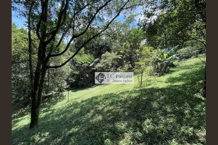 44_photo/94cfaae409.2364bc96653e0f8d-ATLAS-46e2c29f-2a5e-4d95-9bd4-04d519791b06.jpg de casa à venda com 4 quartos, 210m² em Cemucam, Cotia