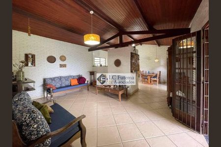 15_photo/94cfaae409.2364bc96653e0f8d-ATLAS-5e00250c-c94b-4b36-afc2-20601c9364d8.jpg de casa à venda com 4 quartos, 210m² em Cemucam, Cotia