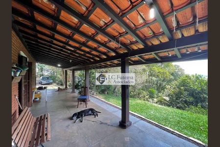 11_photo/94cfaae409.2364bc96653e0f8d-ATLAS-68ed0976-3246-4114-97f4-ef41a05a6603.jpg de casa à venda com 4 quartos, 210m² em Cemucam, Cotia