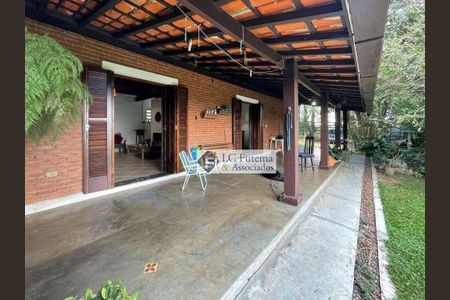 8_photo/94cfaae409.2364bc96653e0f8d-ATLAS-a2a0eb43-5f9f-47b9-964a-adf6db87e956.jpg de casa à venda com 4 quartos, 210m² em Cemucam, Cotia