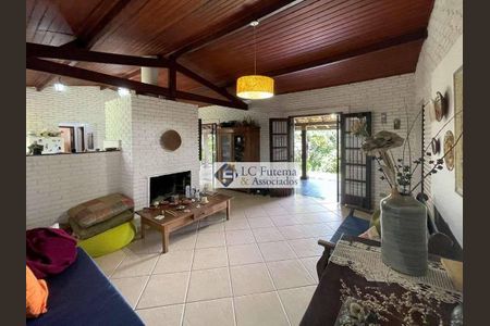 16_photo/94cfaae409.2364bc96653e0f8d-ATLAS-fd1a200f-4f40-426f-a445-4bb34d65248c.jpg de casa à venda com 4 quartos, 210m² em Cemucam, Cotia