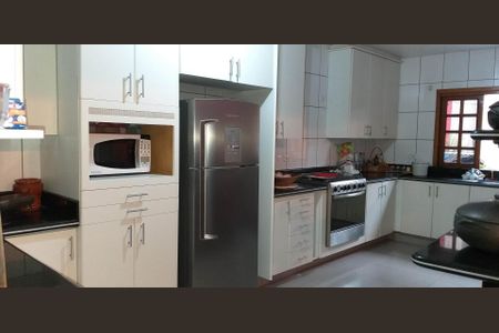 13_photo/94cfaae511.44bd03723d791f9f-ATLAS-618a5c75-2d6d-4427-88f0-e0ef6fceb3dc.jpg de casa de condomínio à venda com 3 quartos, 350m² em Jardim Sao Vicente, Cotia