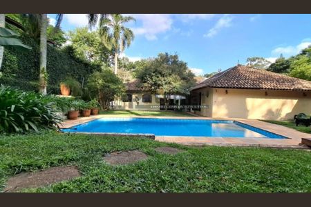 11_photo/94cfaae5a7.671b3960e7484b54-ATLAS-2763576e-be8b-4783-8a77-a9aa4bcbf239.jpg de casa à venda com 5 quartos, 350m² em Jardim Colibri, Cotia