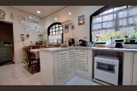 5_photo/94cfaae5a7.671b3960e7484b54-ATLAS-63eaa81d-1ef4-4489-b2d5-0ff4d3d05269.jpg de casa à venda com 5 quartos, 350m² em Jardim Colibri, Cotia