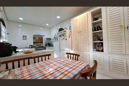7_photo/94cfaae5a7.671b3960e7484b54-ATLAS-6e397593-bc05-43b0-83d4-d48e792b1a8c.jpg de casa à venda com 5 quartos, 340m² em Jardim Colibri, Cotia