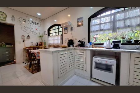 9_photo/94cfaae5a7.671b3960e7484b54-ATLAS-b2d4ceba-e754-495a-a9a8-1c67a764f5f6.jpg de casa à venda com 5 quartos, 340m² em Jardim Colibri, Cotia