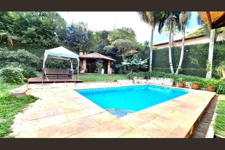 5_photo/94cfaae5a7.671b3960e7484b54-ATLAS-caf0bc40-1e5d-4df5-829b-7aac960424b2.jpg de casa à venda com 5 quartos, 360m² em Jardim Colibri, Cotia