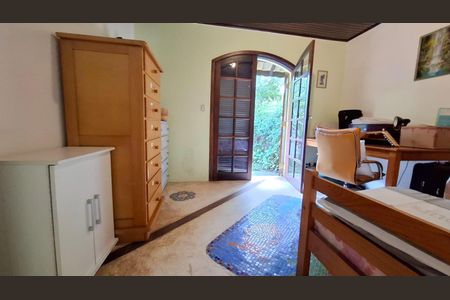 18_photo/94cfaae5a7.671b3960e7484b54-ATLAS-dd324d03-d958-4cdd-bd2f-14c222dc91b5.jpg de casa à venda com 5 quartos, 340m² em Jardim Colibri, Cotia