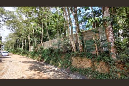 12_photo/94cfaae5c5.005b2c2c0d5e94b6-ATLAS-f095f1a2-aa2d-4e86-8a36-6df153fe00d5.jpg de casa de condomínio à venda com 1 quarto, 1000m² em Jardim Colibri, Cotia