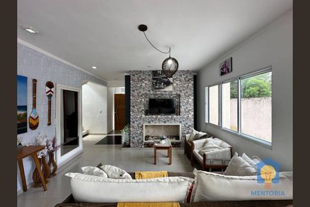 4_photo/94cfaae5d1.7897a3a4a8f88ae5-ATLAS-2e14535a-b6e8-41a6-b883-b684d71887d2.jpg de casa à venda com 4 quartos, 375m² em Jardim Torino, Cotia