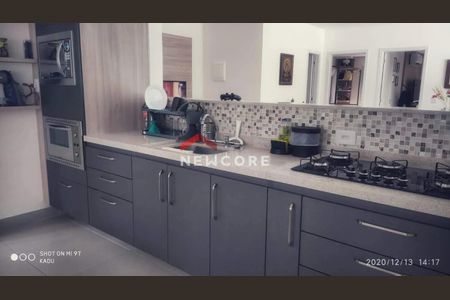 4_photo/94cfaaea43.23351eba74f1df34-ATLAS-166217c2-77b5-4a22-8ae7-b9aeeecd7a63.jpg de casa à venda com 4 quartos, 200m² em Jardim Passargada I, Cotia