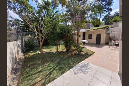 25_photo/94cfaaea43.23351eba74f1df34-ATLAS-252fdcf5-3790-4e4f-9780-5b4165a0169a.jpg de casa à venda com 4 quartos, 350m² em Jardim Passargada I, Cotia