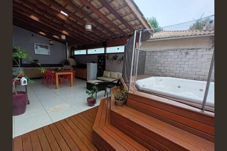 11_photo/94cfaaea55.0f81dd1a9a4f6ffb-ATLAS-5c31bd19-7357-4b84-a9a1-e6bcd05288a9.jpg de casa à venda com 3 quartos, 180m² em Jardim Passargada I, Cotia