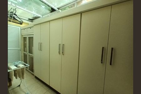 11_photo/94cfaaea55.0f81dd1a9a4f6ffb-ATLAS-92860d7e-9c68-4038-ba4d-cca7c97197d4.jpg de casa à venda com 3 quartos, 180m² em Jardim Passargada I, Cotia