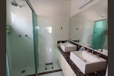 27_photo/94cfaaea55.0f81dd1a9a4f6ffb-ATLAS-e8cffbe4-dd3e-411f-b991-f0298cbefb7f.jpg de casa à venda com 3 quartos, 180m² em Jardim Passargada I, Cotia