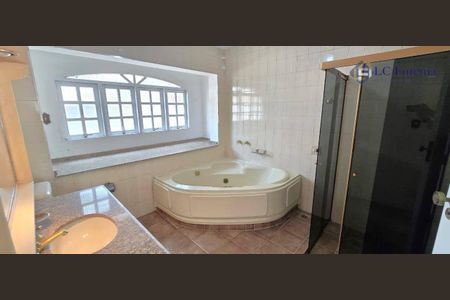 12_photo/94cfaaea55.ceff8192393c33de-ATLAS-aaf3fdbb-b2a4-48ac-9363-2cd5776ba73b.jpg de casa à venda com 4 quartos, 400m² em Cemucam, Cotia