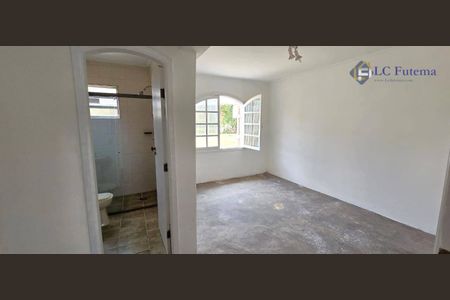 18_photo/94cfaaea55.ceff8192393c33de-ATLAS-beca3364-8af3-47b6-9559-556d29e36d6d.jpg de casa à venda com 4 quartos, 400m² em Cemucam, Cotia