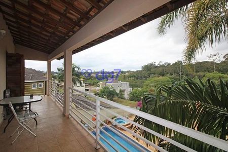 11_photo/94cfaaea5b.5c526a8dd6416061-ATLAS-e8c20dff-1733-4b17-93b3-3a12dcdd66bc.jpg de casa à venda com 4 quartos, 500m² em Jardim Passargada I, Cotia