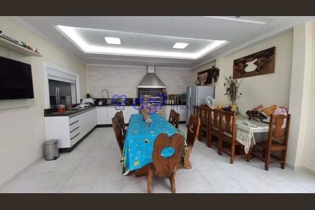 2_photo/94cfaaea5b.9b0e853e47463488-ATLAS-12f52518-4d1c-4eef-9525-5eaa12806de9.jpg de casa de condomínio à venda com 4 quartos, 700m² em Jardim Passargada I, Cotia