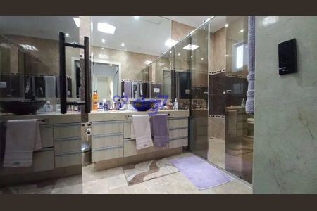 4_photo/94cfaaea5b.9b0e853e47463488-ATLAS-1ad3ca74-772e-4b37-964d-c0a97d8cd847.jpg de casa de condomínio à venda com 4 quartos, 700m² em Jardim Passargada I, Cotia