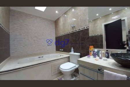 6_photo/94cfaaea5b.9b0e853e47463488-ATLAS-2da05588-6b2d-444b-82b0-386151da9ec8.jpg de casa de condomínio à venda com 4 quartos, 700m² em Jardim Passargada I, Cotia