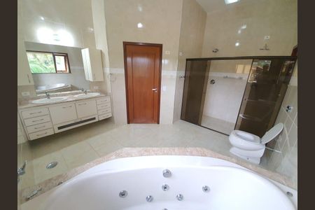 3_photo/94cfaaea5b.9b0e853e47463488-ATLAS-bca35ada-dfc3-44b9-8135-d63629b23f3d.jpg de casa de condomínio à venda com 3 quartos, 500m² em Jardim Passargada I, Cotia