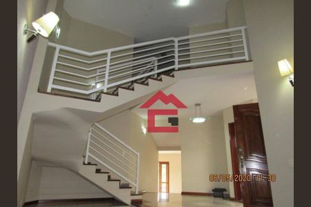 2_photo/94cfaaea61.621ee2e78907adfc-ATLAS-feee981e-c71e-40e7-96da-726732ccc43a.jpg de casa de condomínio à venda com 3 quartos, 498m² em Jardim Passargada I, Cotia