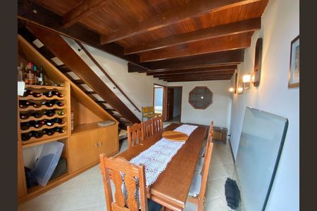 6_photo/94cfaaea63.6fe88814f58c8792-ATLAS-a981cfa4-5bfe-41e2-bf6e-810f06e819fb.jpg de casa à venda com 3 quartos, 359m² em Jardim Passargada I, Cotia