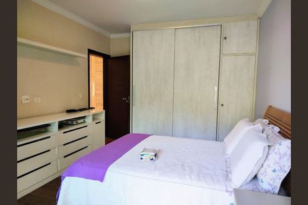 6_photo/94cfaaea9d.9c16890d59937ae3-ATLAS-3dcb7ee7-13f2-4e69-89bf-a07775b2a13c.jpg de casa de condomínio à venda com 3 quartos, 363m² em Cemucam, Cotia