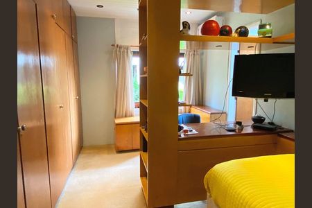 12_photo/94cfaaeacf.59b9fa3339c8dcb8-ATLAS-87c2a8fe-cc7f-429e-b896-7aed00237b15.jpg de casa de condomínio à venda com 4 quartos, 430m² em Jardim Passargada I, Cotia